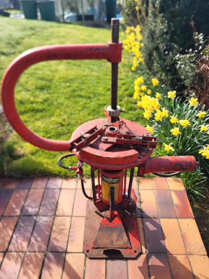 Démonte pneus Blitz Fix 70, Autos : Divers, Outils de voiture, Utilisé, Enlèvement