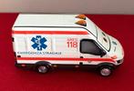 DISNEY PIXAR CARS Alfredo Ambulance Die Cast 1:55, Ophalen of Verzenden, Zo goed als nieuw, Auto