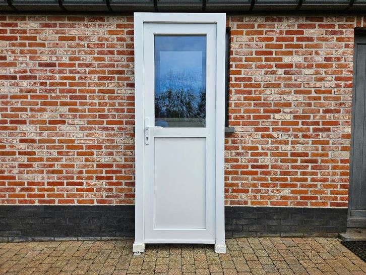 Prachtige Pvc achterdeur Schüco, Doe-het-zelf en Bouw, Deuren en Vliegenramen, Zo goed als nieuw, Buitendeur, 200 tot 215 cm, 80 tot 100 cm