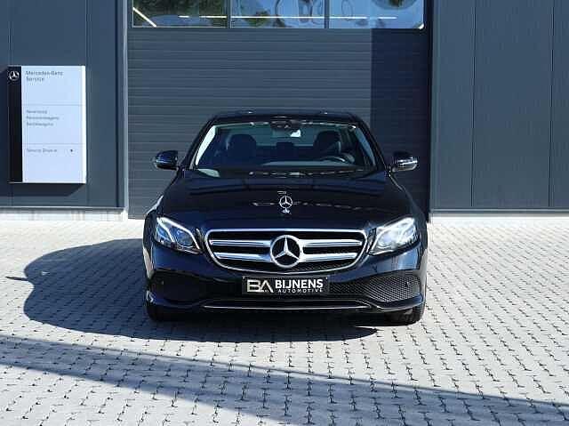 Mercedes-Benz E 220 d Avantgarde, Automaat, Zwart, Zwart, https://public.car-pass.be/vhr/31acdd00-3aa4-43bb-9be6-4f6226e9ae1b