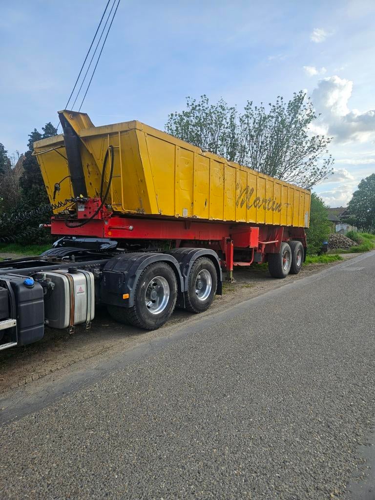 Benne basculante en acier à 2 essieux Mol, Entreprise, Achat