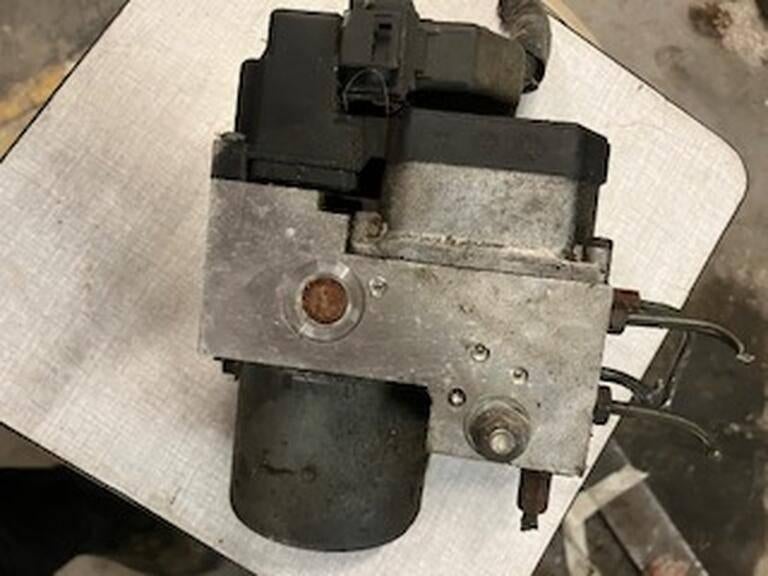 pompe ABS, Autos : Pièces & Accessoires, Freins & Transmission, Mercedes-Benz, Pièces Oldtimer ou Ancêtre, Autres marques automobiles