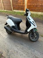 Piaggio zip 125er (geen paps), Fietsen en Brommers, Scooters | Piaggio, Ophalen, Zo goed als nieuw, Zip