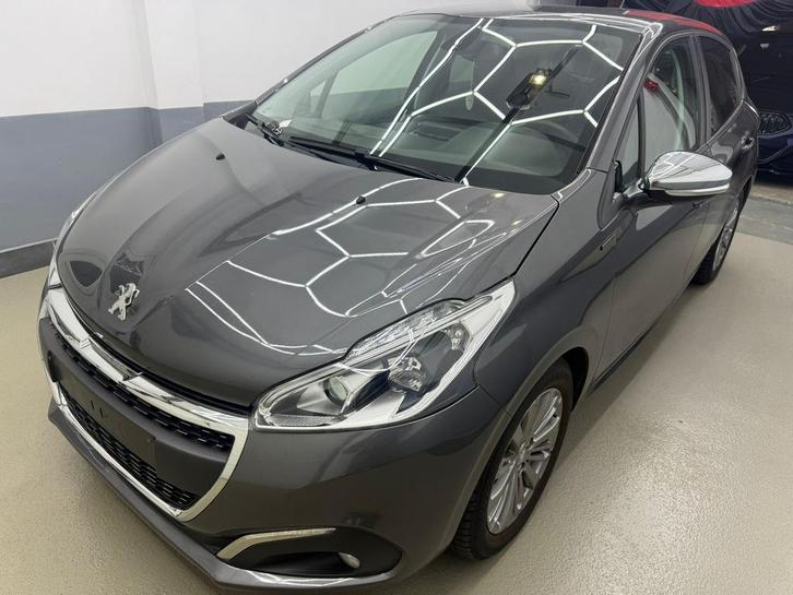 Peugeot 208 1.2 benzine, Auto's, Peugeot, Particulier, Centrale vergrendeling, Benzine, Euro 6, Stadsauto, 5 deurs, Handgeschakeld