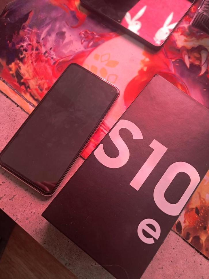 Samsung Galaxy S10e tekoop, Télécoms, Téléphonie mobile | Samsung, Autres modèles, 128 GB, Écran tactile, Android OS, 10 mégapixels ou plus