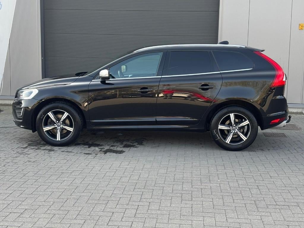 Volvo XC60 R-design diesel automaat 190pk, Auto's, 1995 cc, 4 cilinders, Zwart, Leder