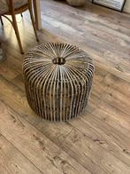 Rotan bijzet tafel, Huis en Inrichting, Tafels | Bijzettafels, Ophalen, Gebruikt