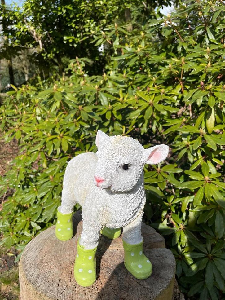 Bottes en agneau, chambre de bébé, vertes, 30 cm, Jardin & Terrasse, Statues de jardin, Neuf, Animal, Synthétique, Enlèvement ou Envoi