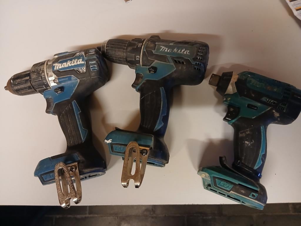 2 makita vijsmachine 1slagschroevendraaier, Ophalen