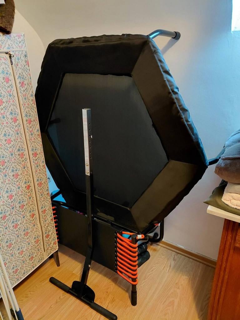 Trampoline te koop, Ophalen