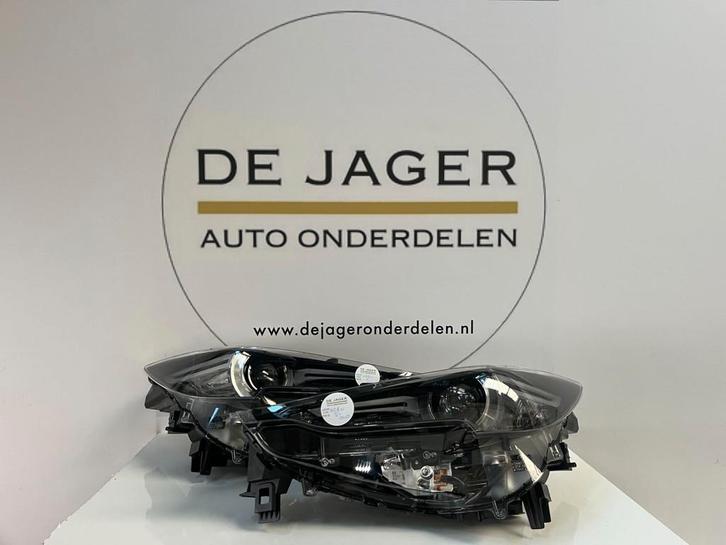MAZDA CX5 CX-5 FULL LED KITS KB8N 51 030L KB8N 51 040, Autos : Pièces & Accessoires, Éclairage, Mazda, Utilisé