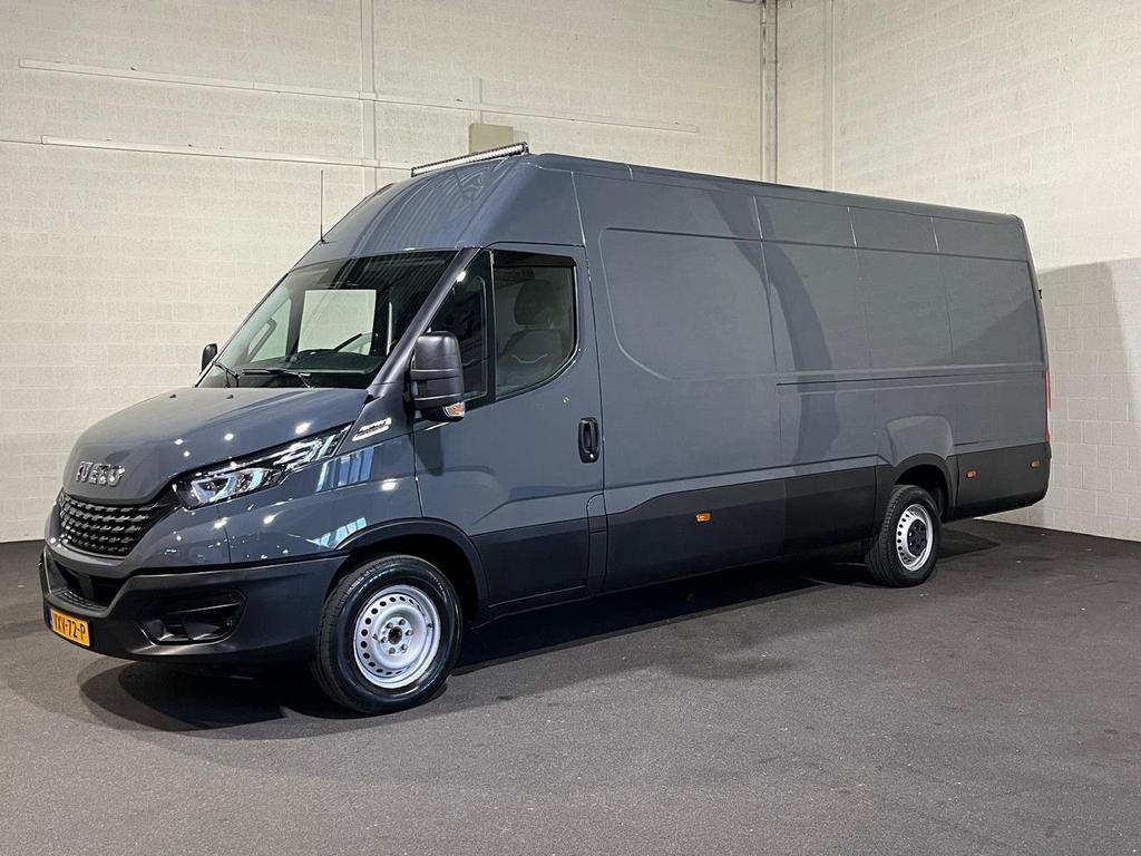 Iveco Daily 35S18 3.0 L4 H2 Hi-Matic, Auto's, Automaat, Iveco, Diesel, Zilver of Grijs