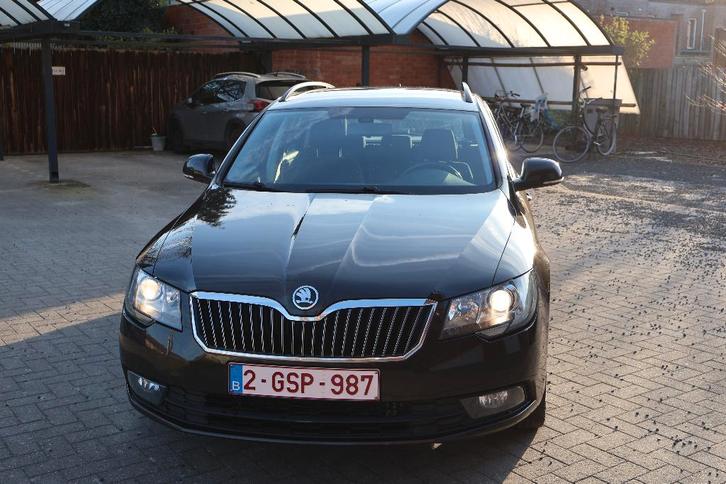 Skoda Superb 1.4 TSI, Auto's, Skoda, Particulier, Superb, ABS, Airconditioning, Alarm, Bluetooth, Bochtverlichting, Boordcomputer