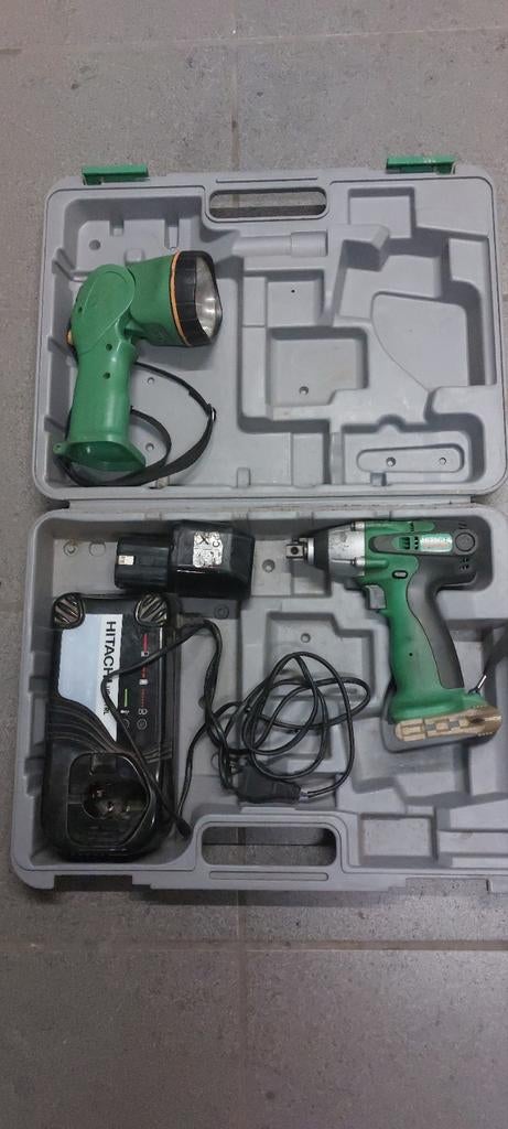 Machine à vis Boulonous, Enlèvement