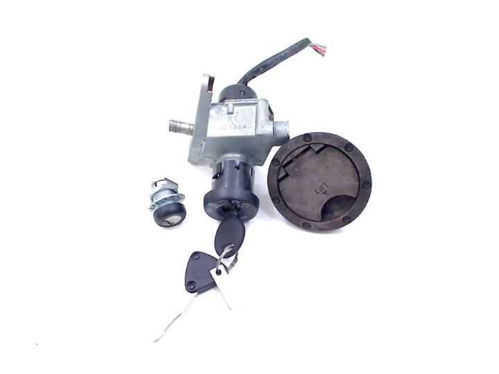 ENSEMBLE DE VERROU ET CYLINDRE DE PORTES Yamaha, P.J. Troelstraweg 8 8
3144 CX  MAASSLUIS, NL, Info@cama-motorparts.nl, Yamaha