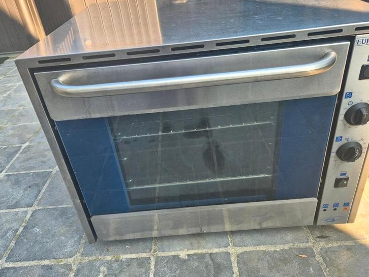 Grand four à air chaud en acier inoxydable, Maison & Meubles, Cuisine | Ustensiles de cuisine, Utilisé, Enlèvement