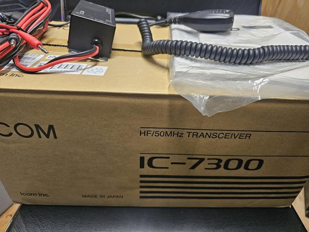 Icom ic 7300, Telecommunicatie, Zenders en Ontvangers, Ophalen of Verzenden, Gebruikt, Zender en Ontvanger