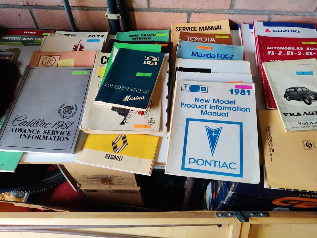 Boeken oldtimer repair vraagbaak, Auto diversen, Handleidingen en Instructieboekjes, Ophalen