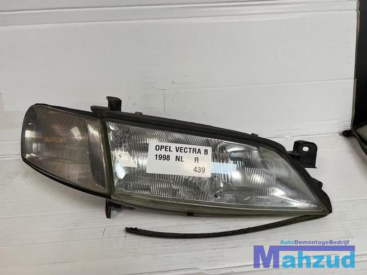 OPEL VECTRA B Rechts koplamp 1995-2002, Auto-onderdelen, Verlichting, Opel, Gebruikt