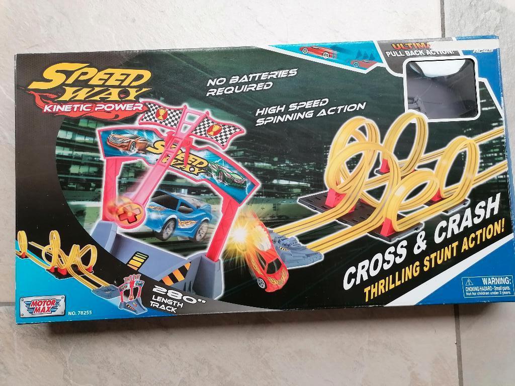 Motormax 78255 Speedway Kinetic Power Cross en Crash Stunt C, Enlèvement ou Envoi, Comme neuf, Circuit, Avec looping