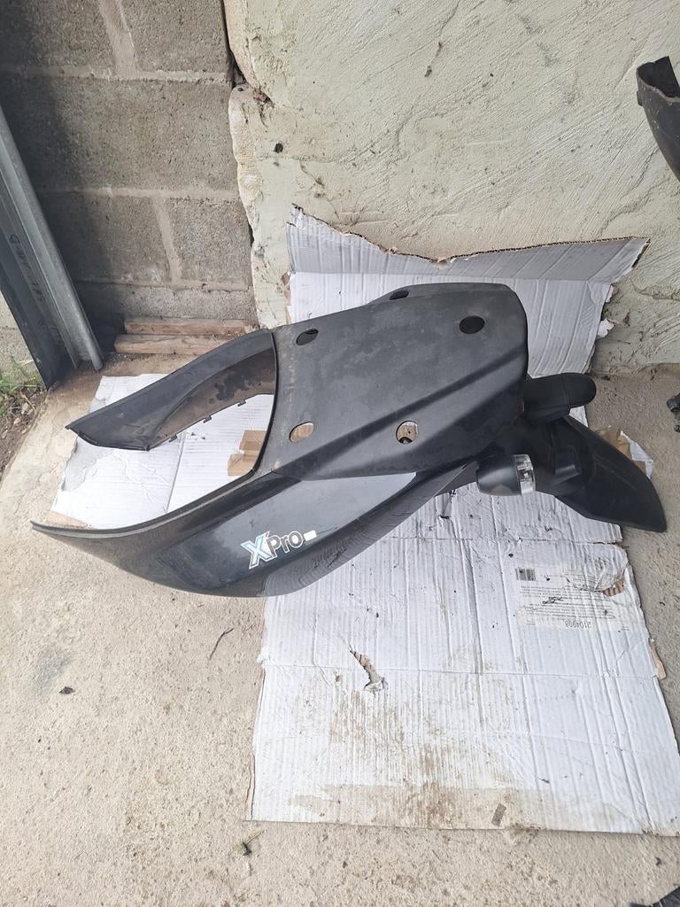 Housses de scooter 50cc variées, tous modèles et marques, Vélos & Vélomoteurs, Enlèvement ou Envoi