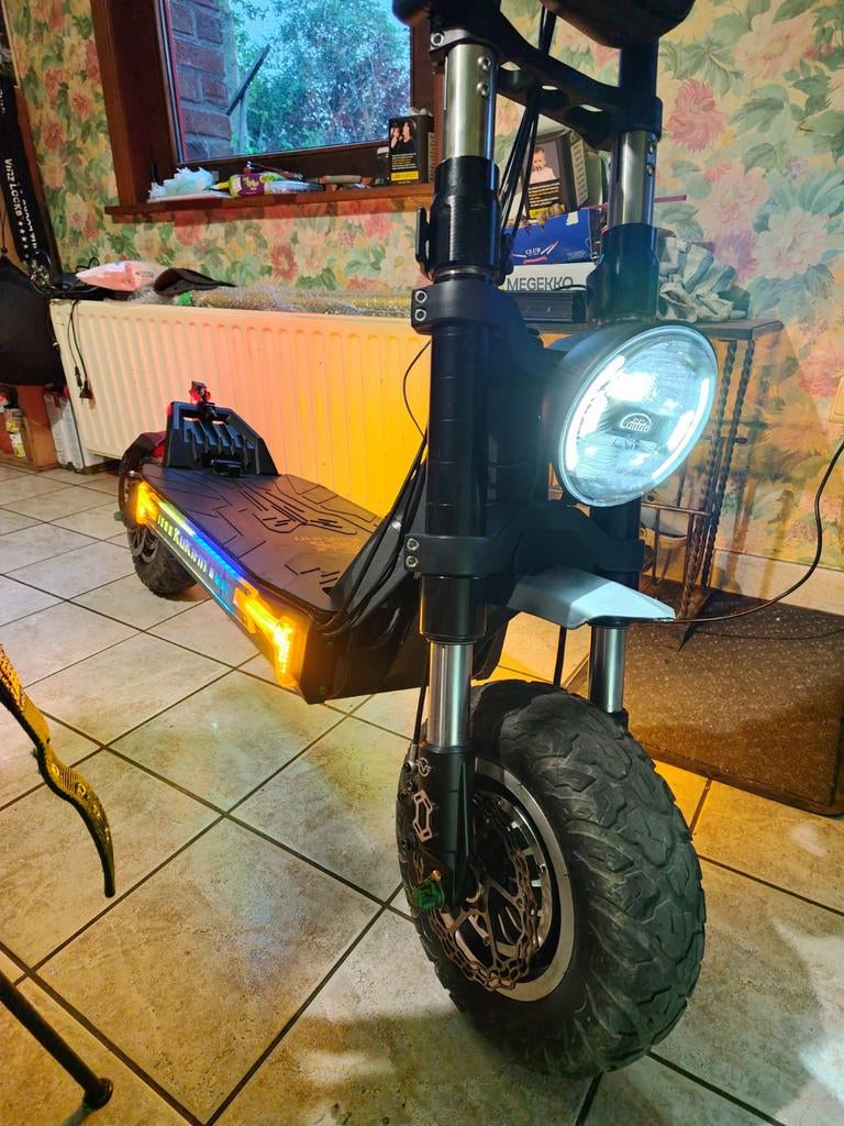 Echange kukirin G4 max 60v 35ah (pas de vente), Vélos & Vélomoteurs, Trottinettes, Enlèvement