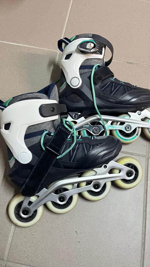 Patins à roues alignées Oxelo (taille 39), Autres marques, Rollers 4 roues en ligne, Femmes, Comme neuf
