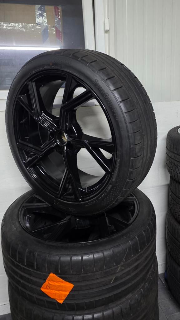 Heel mooie sportieve 21" Audi set met heel goede zomerbanden, Auto-onderdelen, Ophalen, Band(en)