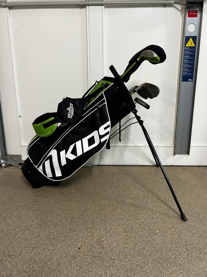Set de golf junior MKids Pro – complet avec sac trépied, Sport en Fitness, Golf, Zo goed als nieuw, Tas, Ophalen
