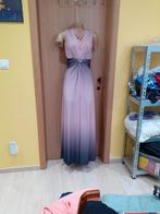Robe longue de soirée gris/rose taille M (38) bon prix, Taille 38/40 (M), Gris, Enlèvement ou Envoi, Porté