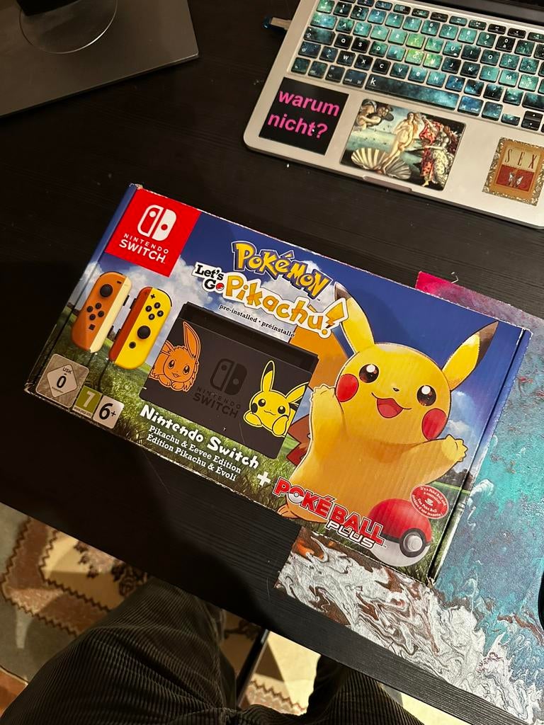 Switch 1 pokemon edition complete, Ophalen, Zo goed als nieuw