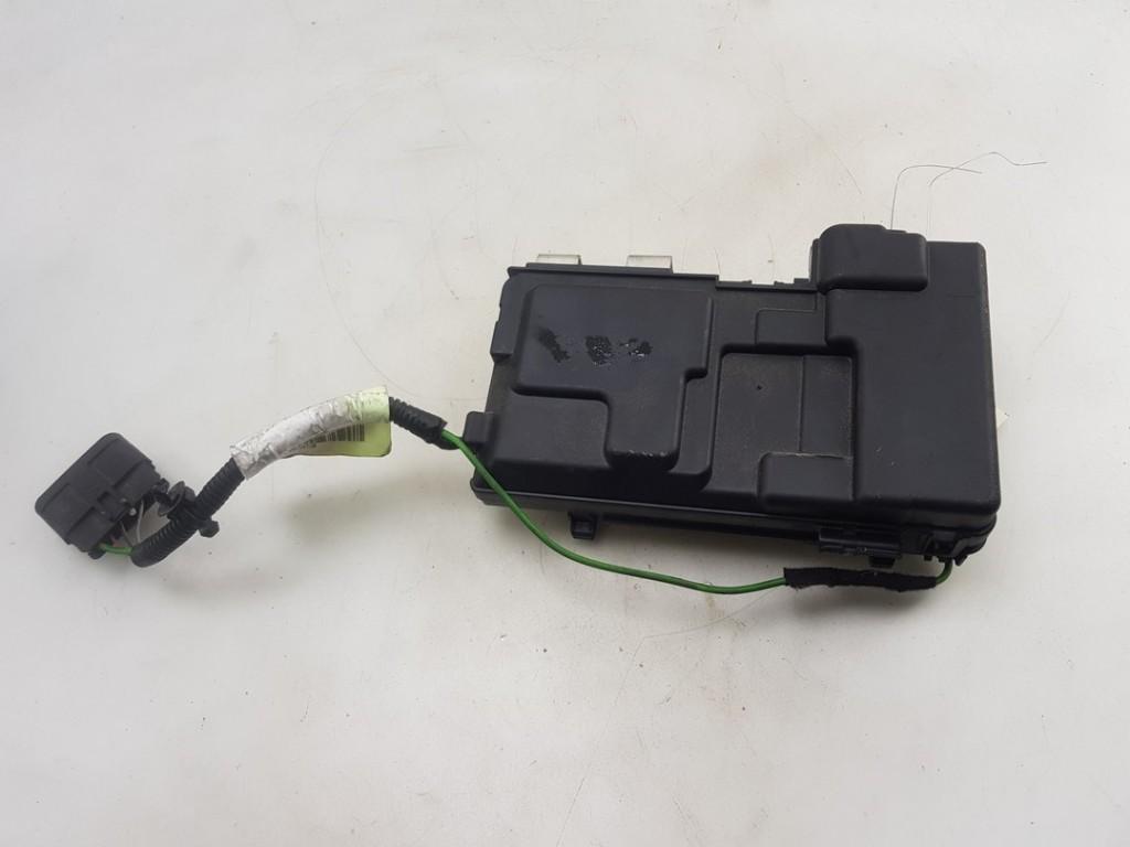 BOITIER FUSIBLES V60 I (FW / GW) (|31346137|30659095|), Info@volvocars.com, Volvo Car Germany GmbH, Siegburger Straße 229
50679  Köln, DE