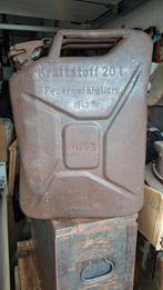 Jerrican allemand WW2, Collections