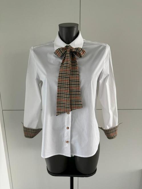 Mooie blouse (38) van Xandres, Kleding | Dames, Blouses en Tunieken, Zo goed als nieuw, Maat 38/40 (M), Verzenden