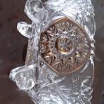 Kristallen bonbonaire, Enlèvement