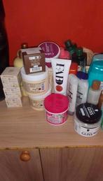 Lot de   champoings  et soin, Enlèvement, Neuf, Soin des cheveux ou Soin réparateur des cheveux