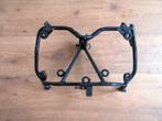 Yamaha FZ600 topkuip frame FZ 600 houder steun kuip bracket, Gebruikt