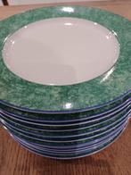 12 witte borden met groene rand, diameter 28cm, Ophalen