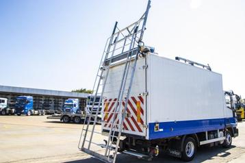 Iveco EUROCARGO 90E18- E5 +Porte-bagages réglable, Auto's, Vrachtwagens, Euro 5, Achterwielaandrijving, Iveco, 180 pk