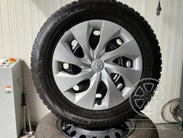 Toyota Yaris Cross Velgen + Winterbanden + TPMS Origineel Wi beschikbaar voor biedingen