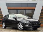 Volvo V60 2.0D - AUTOMAAT/ LEDER/ CRUISE/ PDC/ GARANTIE, Auto's, 4 cilinders, 1969 cc, Zwart, Leder