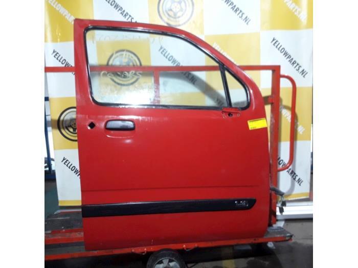 Portier 4Deurs rechts-voor van een Suzuki Wagon R+ (Z5H), Auto-onderdelen, Carrosserie, Deur, Suzuki, Gebruikt, 3 maanden garantie