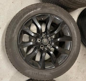 Pirelli Scorpion Winter 255/55 R20 110V pour Range Rover Spo disponible aux enchères