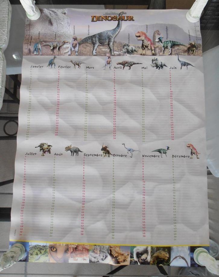Poster calendrier "Dinosaur" – Disney (vintage), Verzamelen, Disney, Gebruikt, Plaatje of Poster, Overige figuren, Ophalen of Verzenden