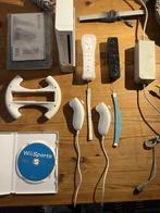 wii met wii sports en allerlei toebehoren, Games en Spelcomputers, Ophalen of Verzenden, Zo goed als nieuw, Met 2 controllers