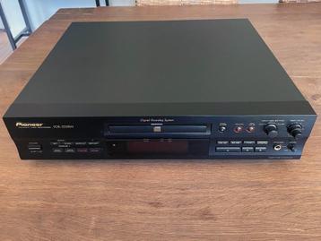 Pioneer PDR-555RW CD Recorder/Player Perfecte staat disponible aux enchères