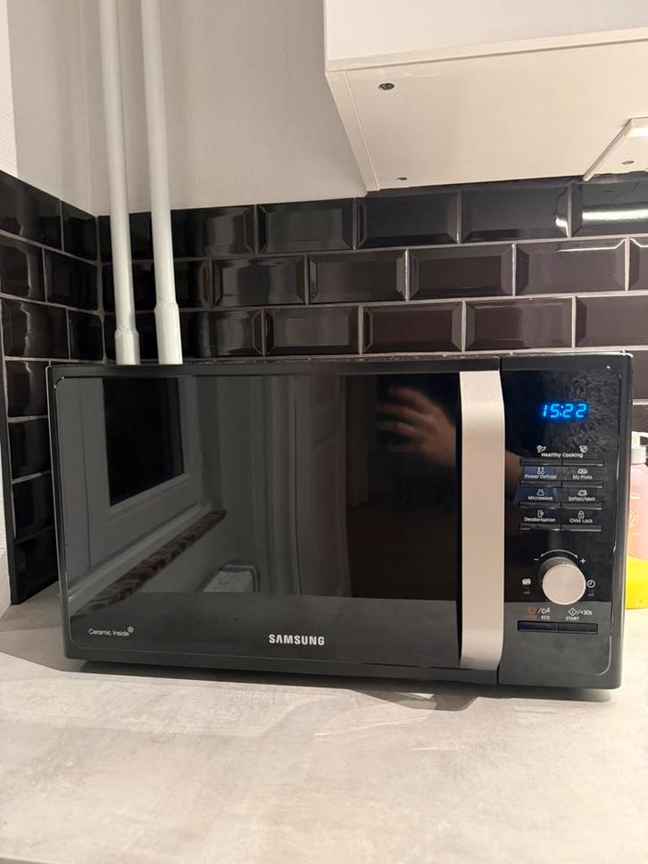 Microgolfoven / Micro-ondes, Elektronische apparatuur, Microgolfovens, Zo goed als nieuw, Microgolfoven, Draaiplateau, Ophalen
