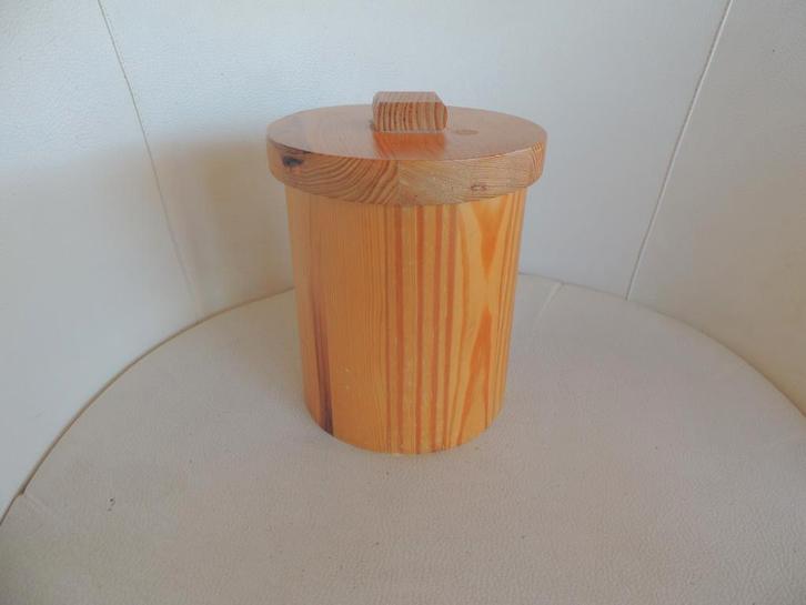 Petite poubelle en pin massif, Huis en Inrichting, Woonaccessoires | Prullenbakken, Ophalen