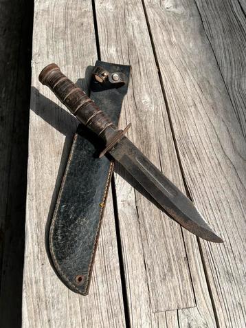 Ka-Bar style gevechtsmes (ongemarkeerd) beschikbaar voor biedingen
