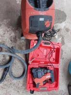 Ensemble de trancheuses Hilti comprenant un aspirateur Hilti, Bricolage & Construction, Outillage | Scies mécaniques, Comme neuf